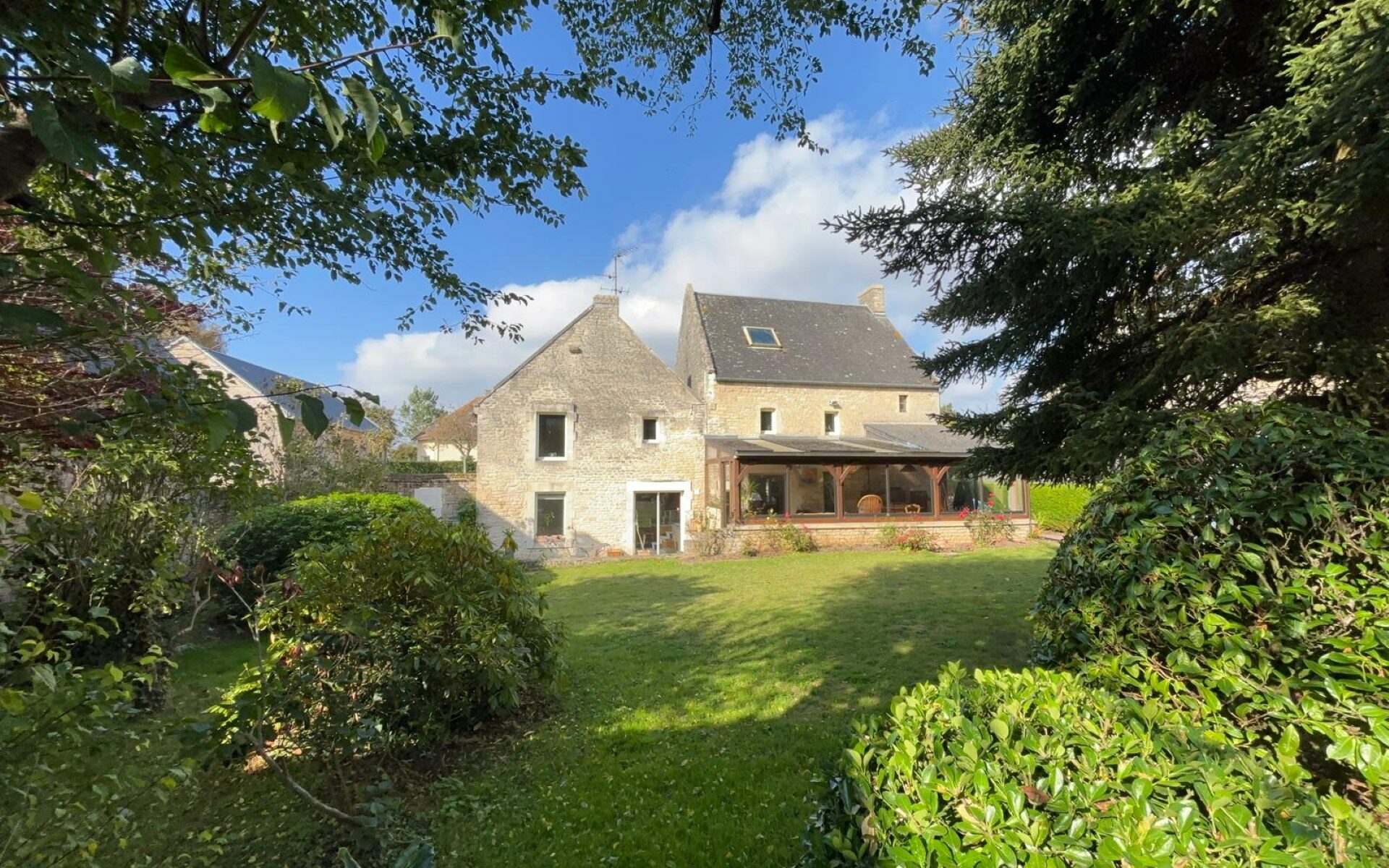 LE FRESNE CAMILLY